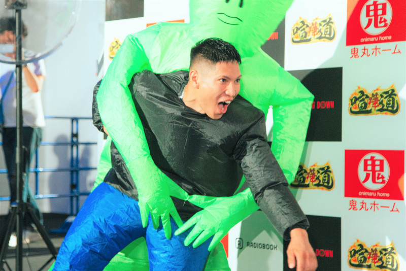 姉・志築杏里もお手上げ！エイリアンニキの自堕落な生活とは？仕事は何してる？